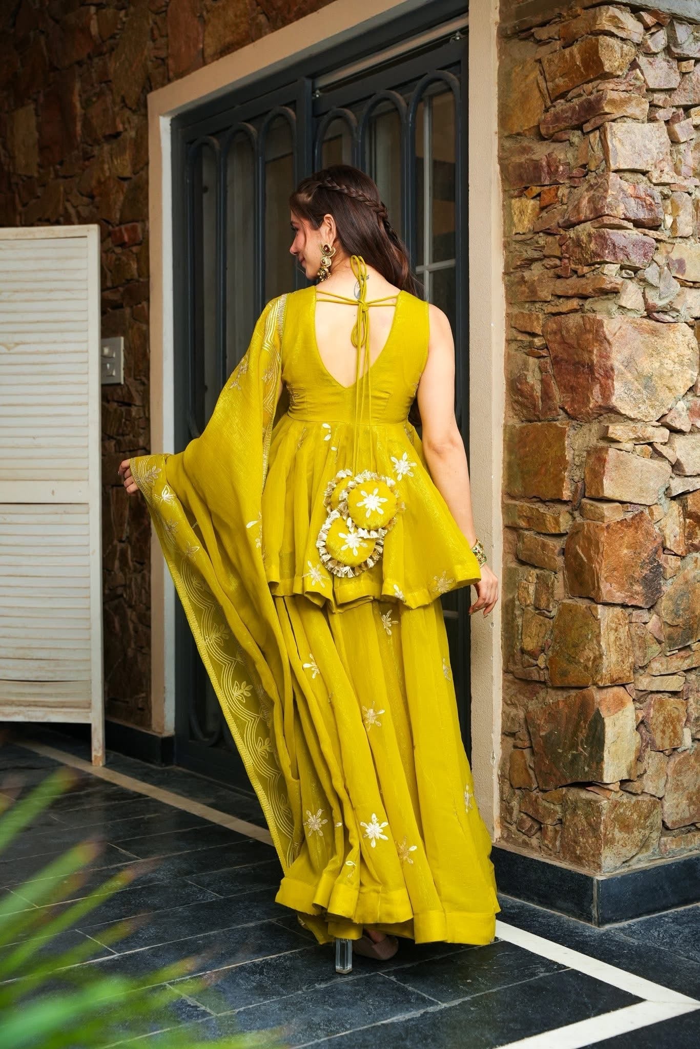 SIVARA ORGANZA SHARARA SET
