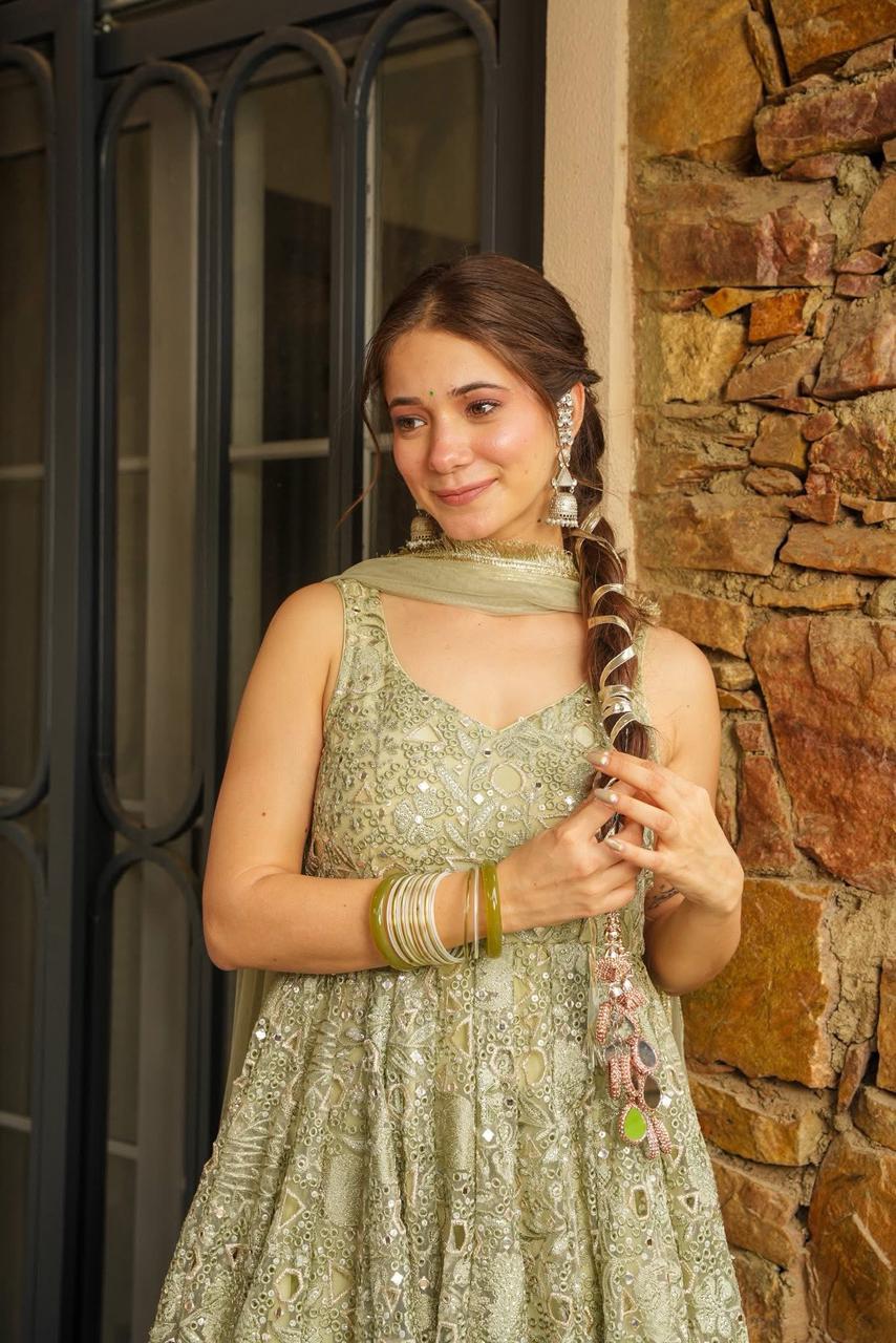 CHAMAKRITI ROYALE MAXI SET