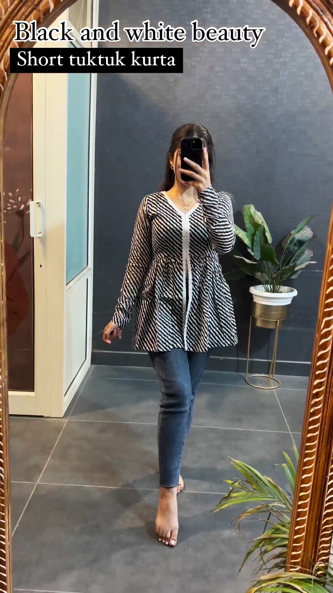 Special Black and White Short Tops