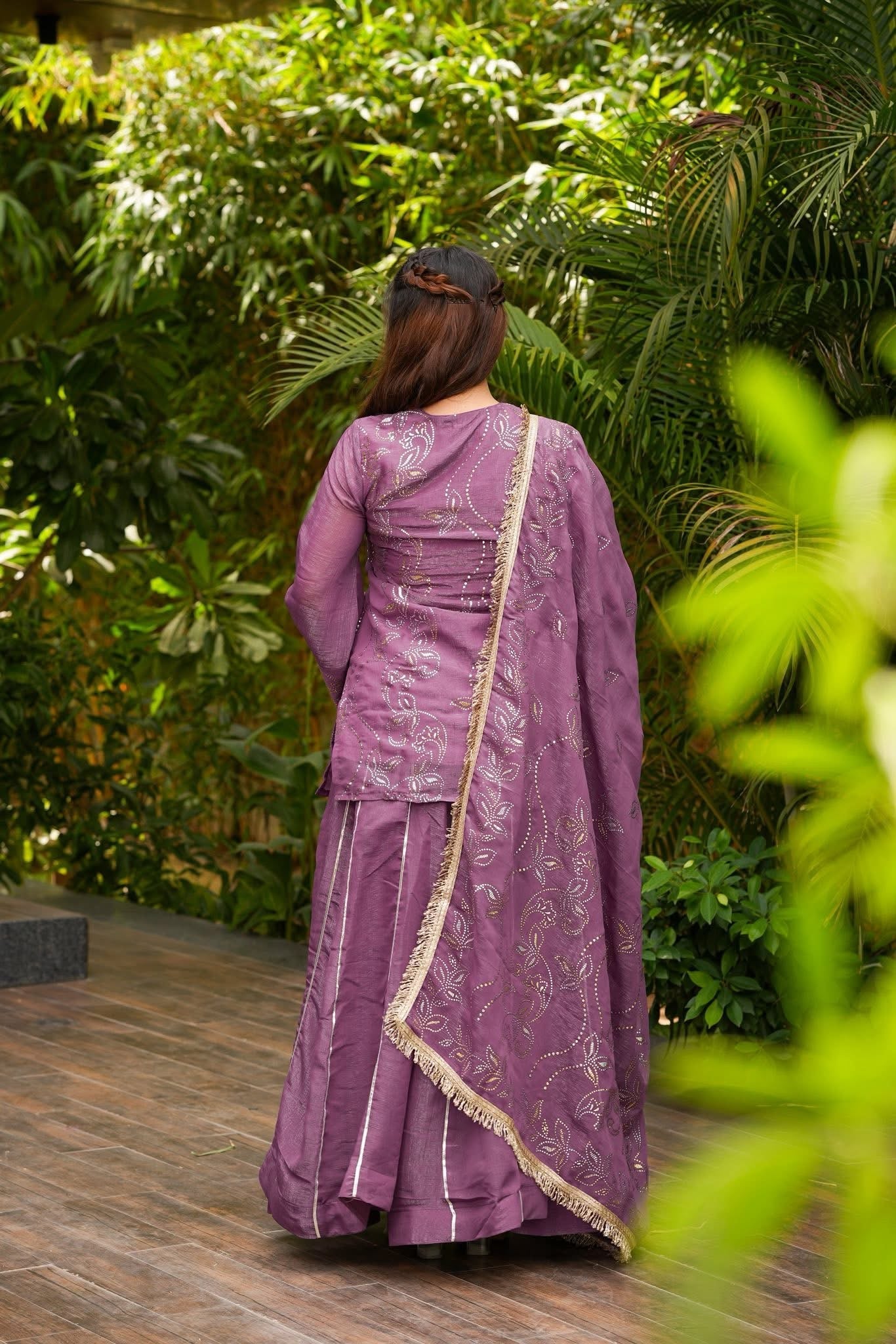VAMIKA ELEGANCE SHARARA SET