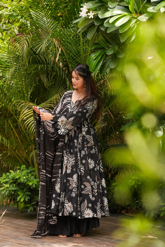 MEHRUNISSA BLACK COTTON SUIT SET