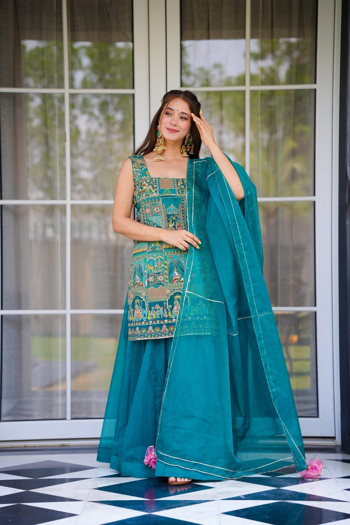 AAVYA EMBROIDERED KURTA SET