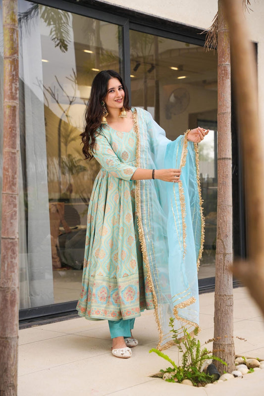 SHIVANJALI SILK SUIT SET