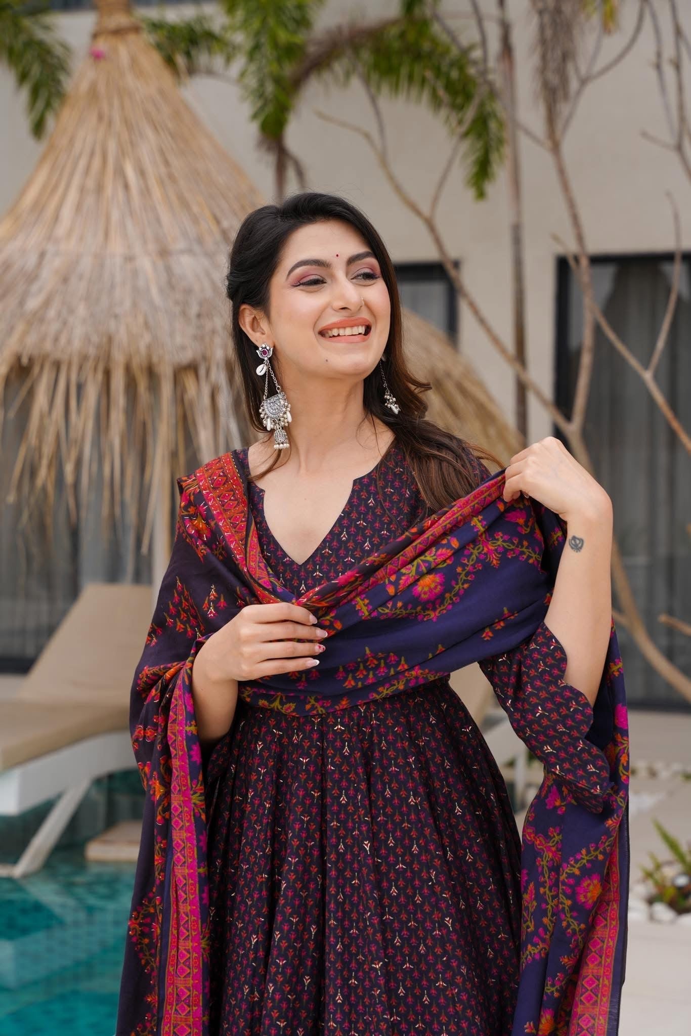 ANAMIKA MUSLIN SUIT SET