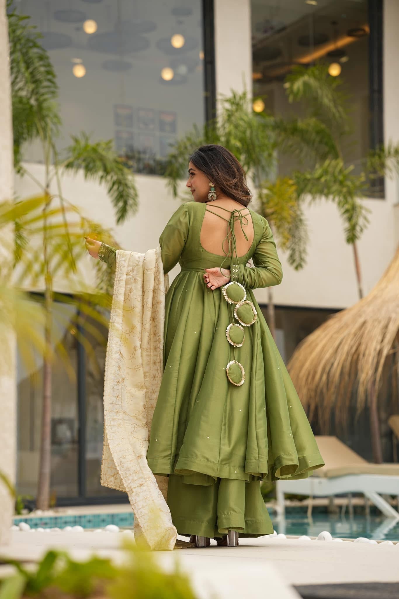 PISTA GREEN COSMOS SUIT SET